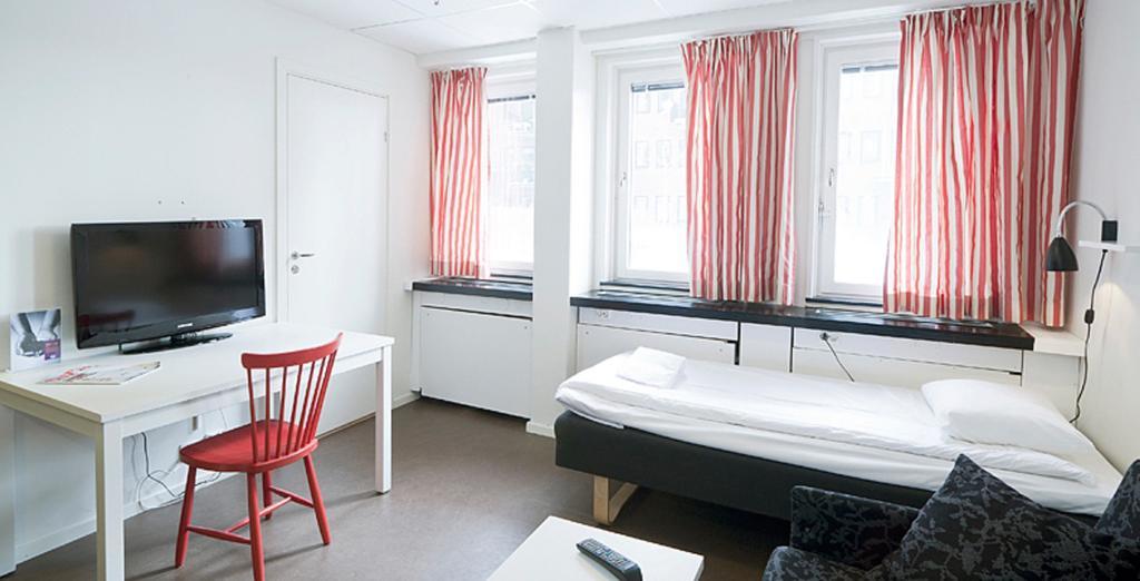 STF Gärdet Hotel&Hostel Stockholm Buitenkant foto