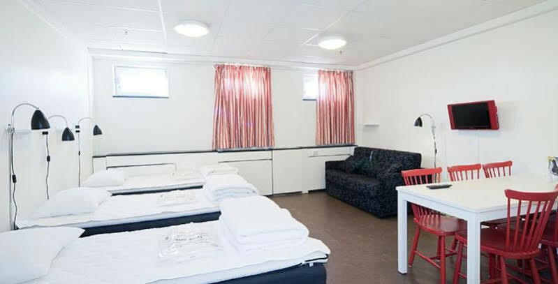 STF Gärdet Hotel&Hostel Stockholm Buitenkant foto
